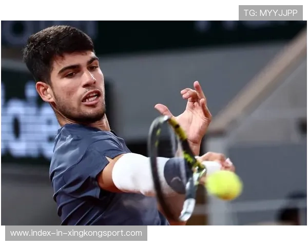 阿尔卡拉斯青春无敌，场场都是表演赛，阿尔卡拉斯法网